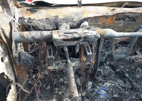 2025 Cadillac Optiq Sport 1 Awd z USA, uszkodzony, nr VIN 3GYK3EMRXSS262412